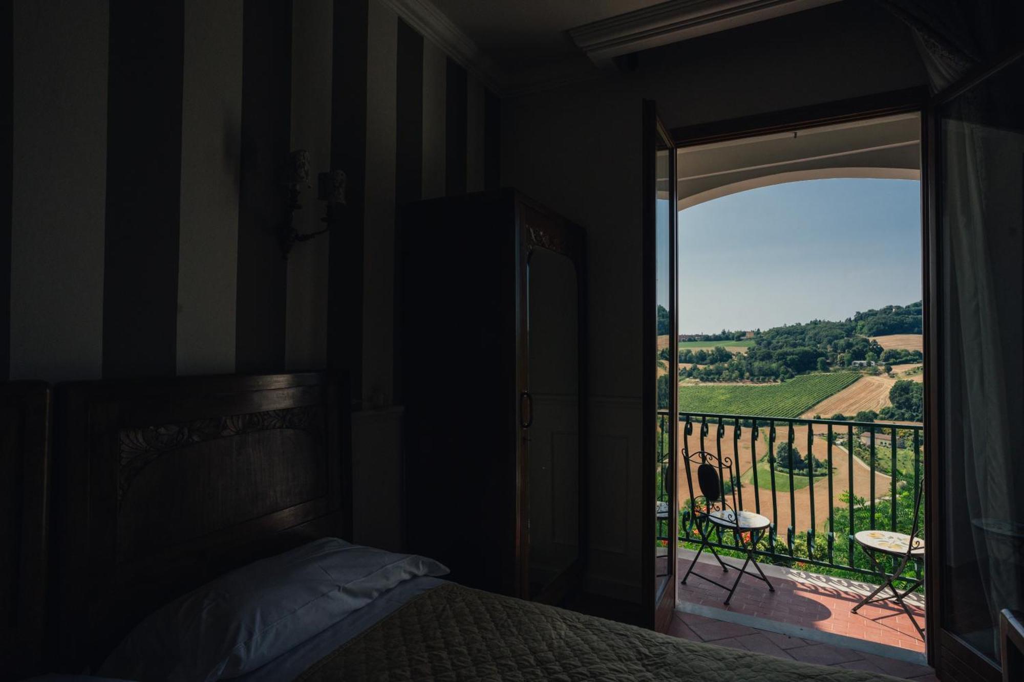 Locanda Dolcevita Dozza Eksteriør bilde